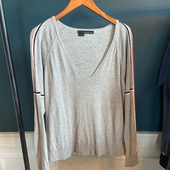 🛑SOLD 360 Cashmere Grey Maisie Knit Lightweight Stripe Sleeve Sweater - Picture 4 of 8